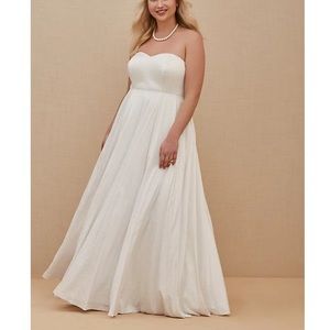 TORRID NWT WHITE LEOPARD SATIN STRAPLESS WEDDING DRESS